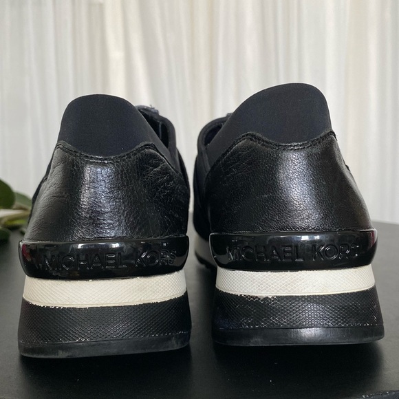 Michael Kors MK trainer sneakers women’s 👟 slip-on black & white Size 8.5 - Picture 8 of 17